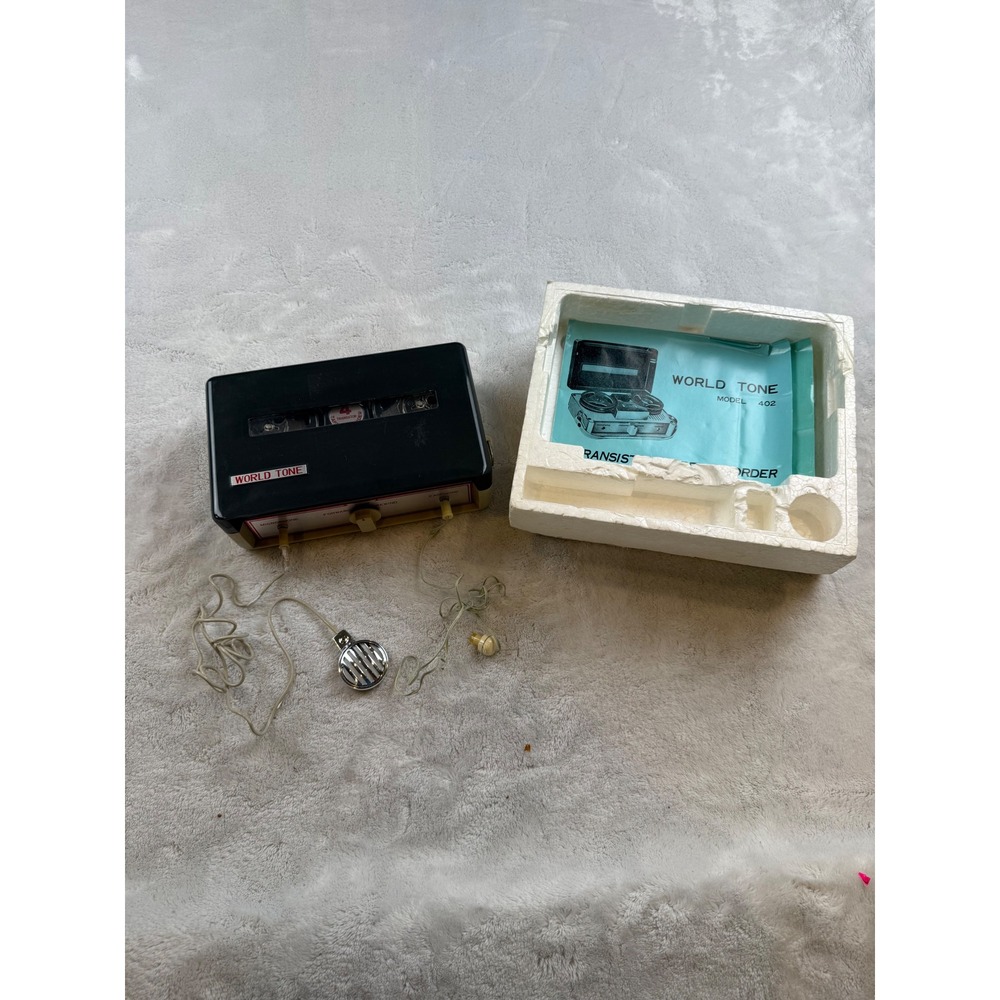 Vintage World Tone Model 402 4 Transistor‎ Tape Recorder with Box & Accessories